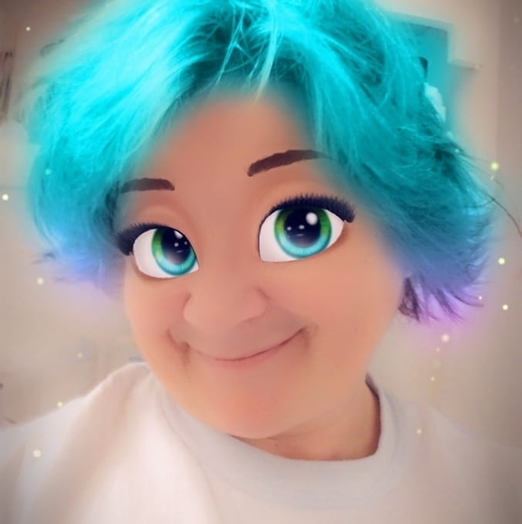 Meet your Posher, Cecee - Picture 1 of 1